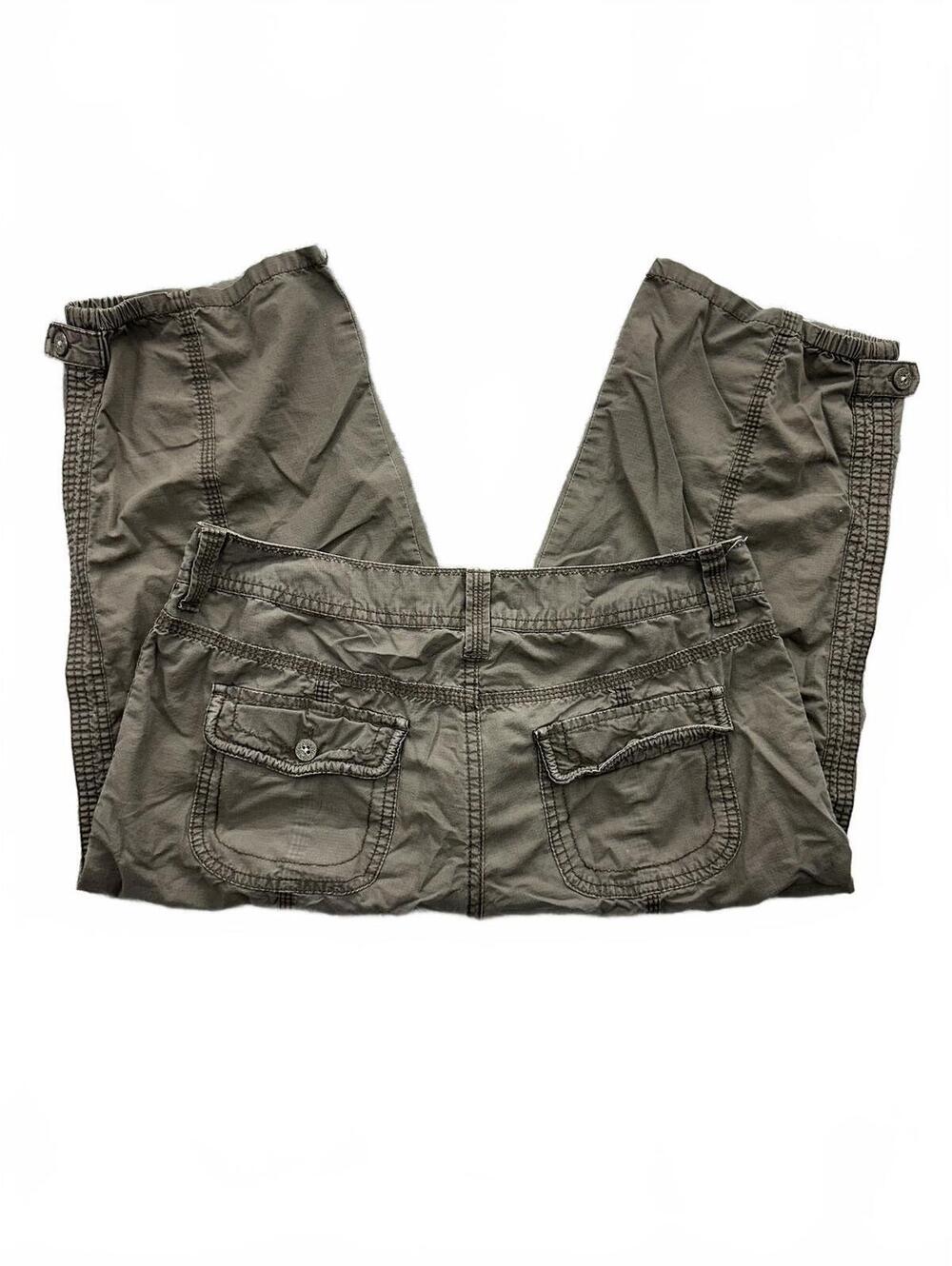 Sonoma Modern Capri Pants in Olive Green